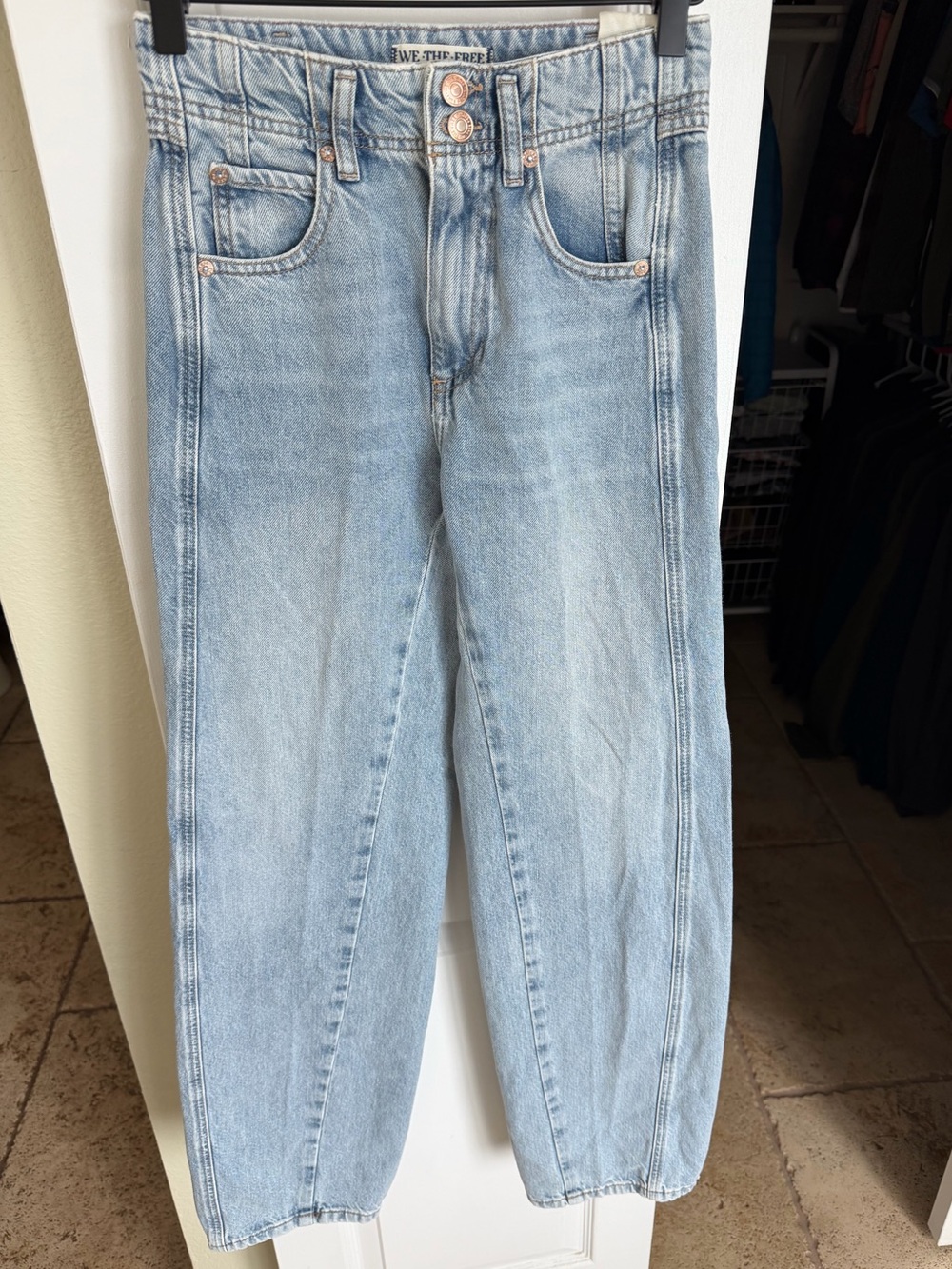We The Free - Free People Aster High-Rise Straight Jeans - Light Wash